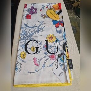 Neq Multicolor Floral Scarf